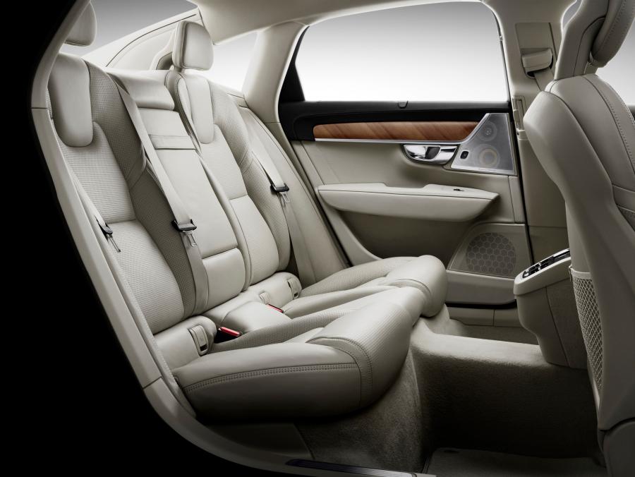 Интерьер Volvo S90 T6 Inscription 2016 года  (фото 73 из 84)